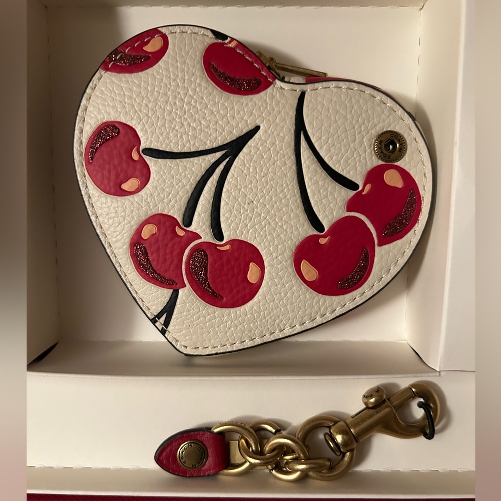 Coach Boxed Cherry Print Coin Purse NWT - Picture 3 of 8